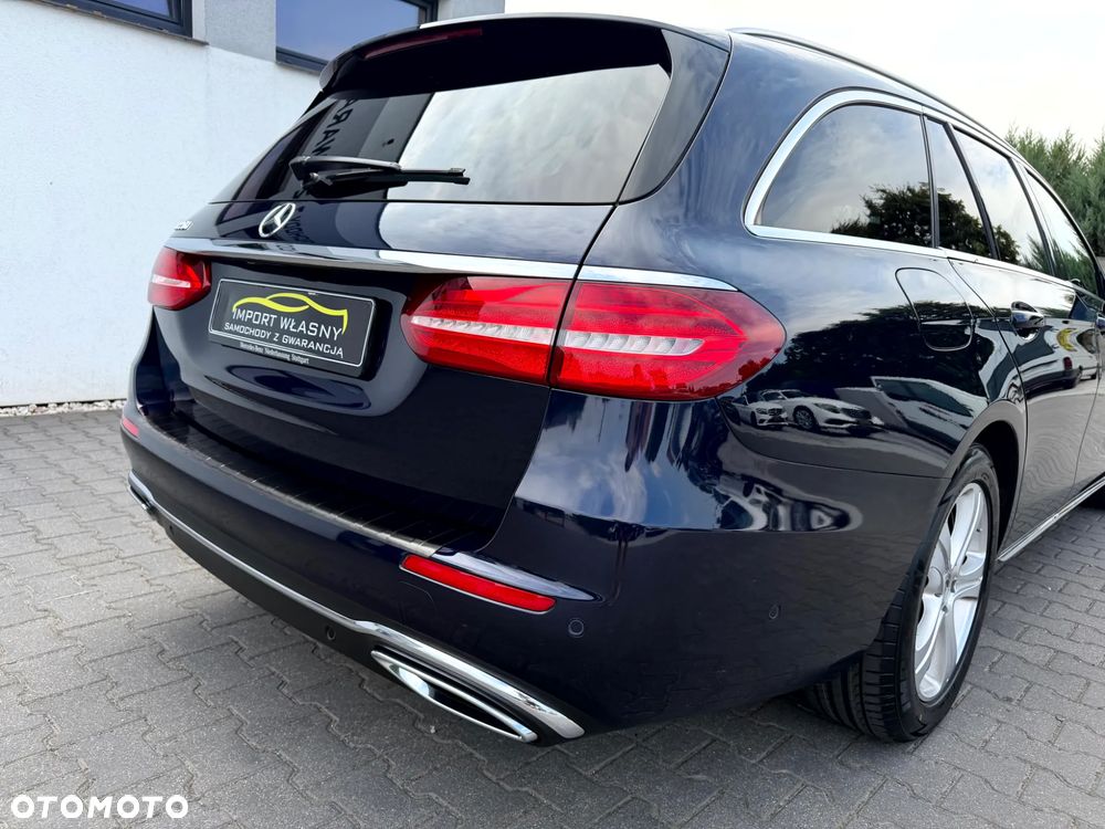 Mercedes-Benz Klasa E 220 d Business Edition 9G-TRONIC - 37