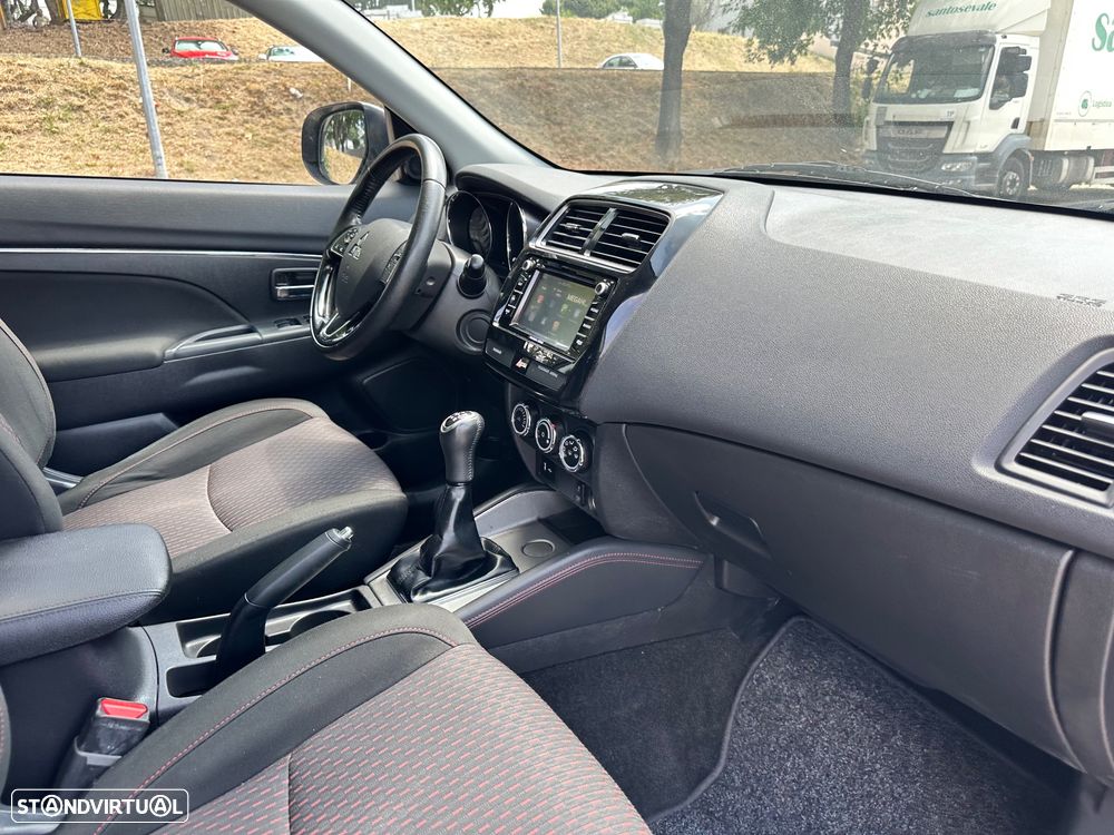 Mitsubishi ASX 1.6 MIVEC Intense - 43