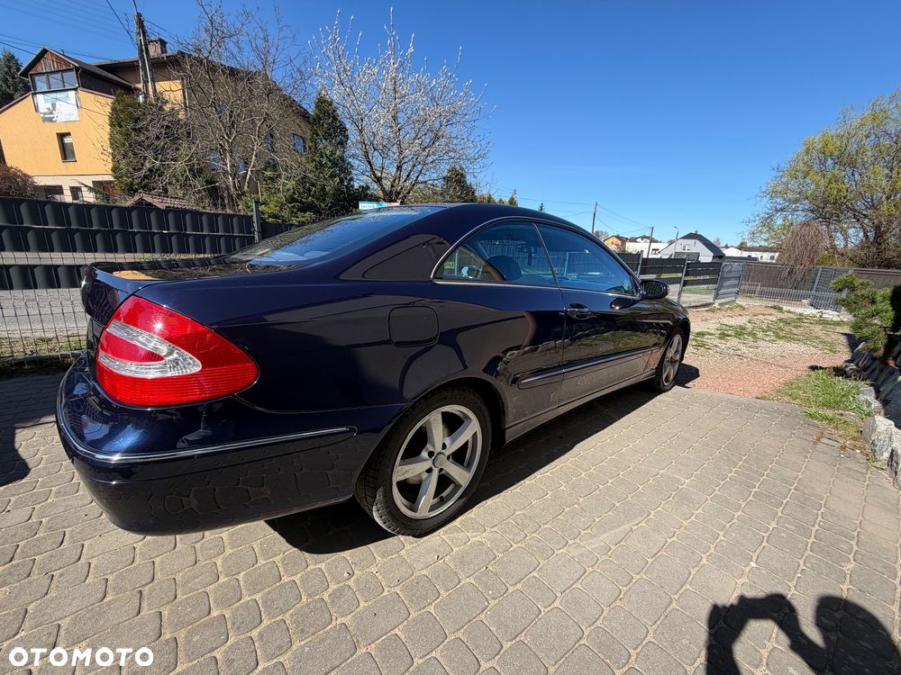 Mercedes-Benz CLK - 4