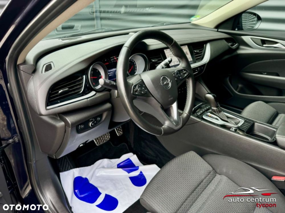 Opel Insignia - 23