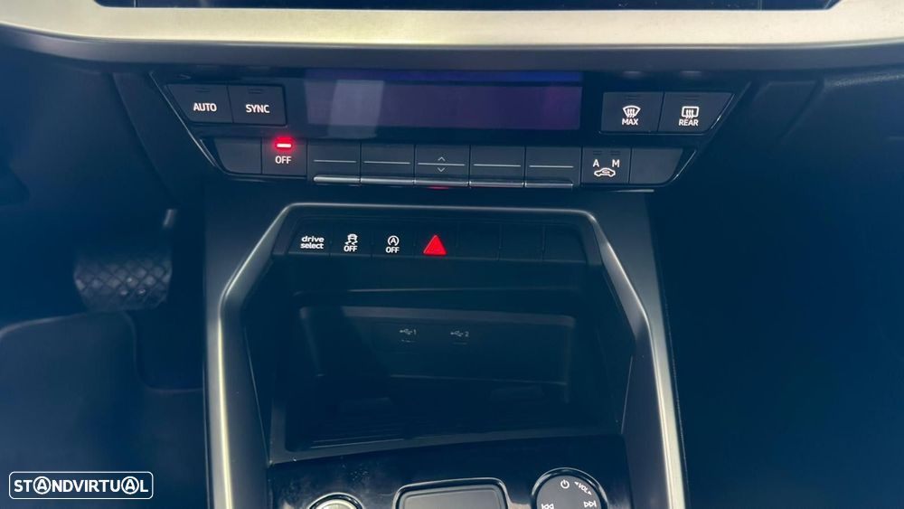 Audi A3 Sportback 30 TFSI Advanced S tronic - 10