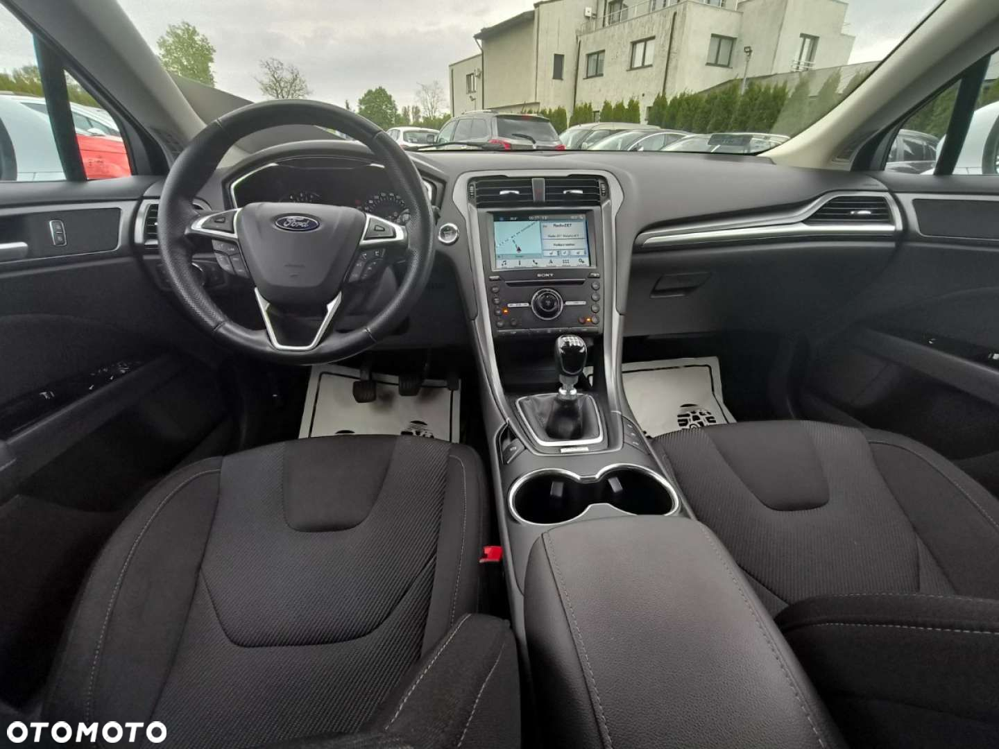 Ford Mondeo - 8