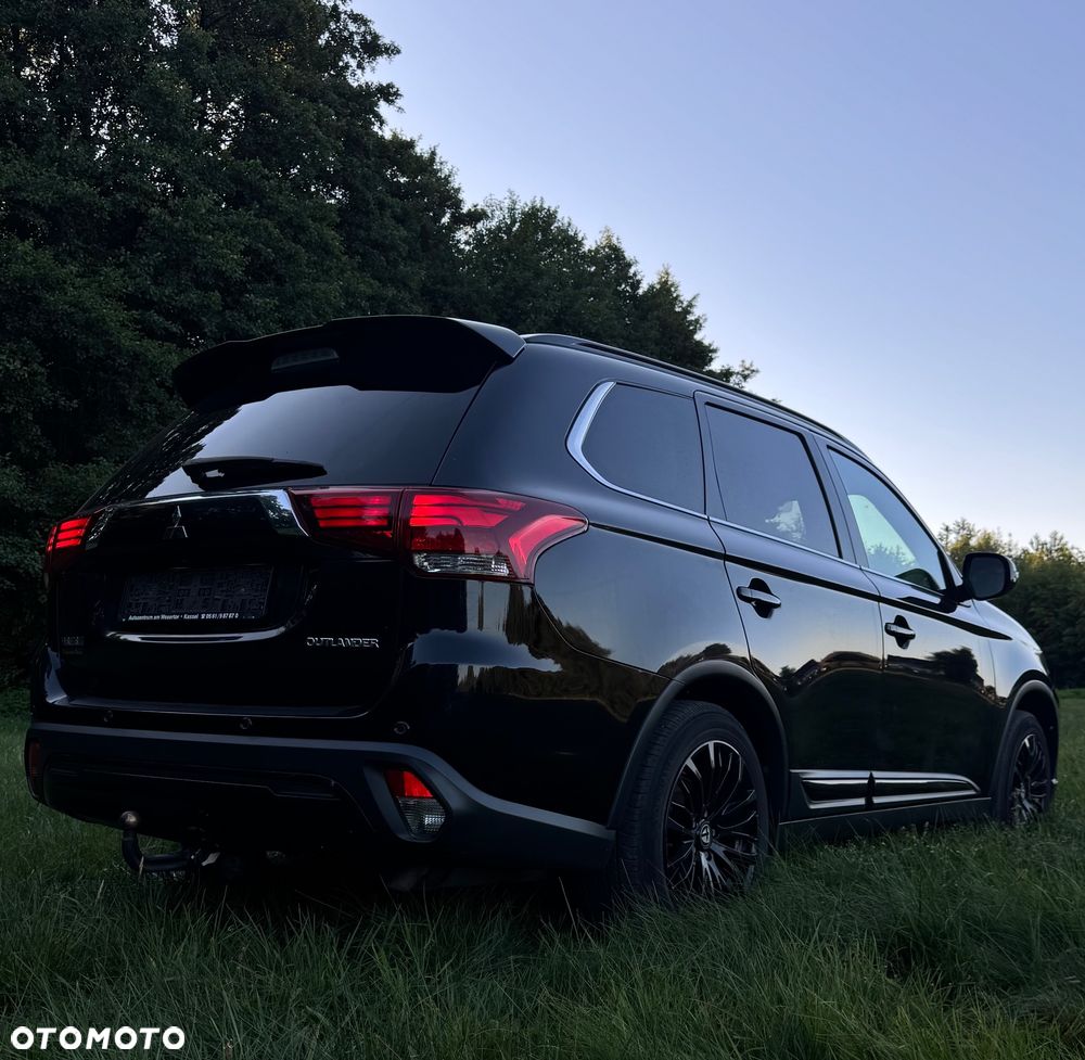 Mitsubishi Outlander 2.0 Instyle Navi - 4