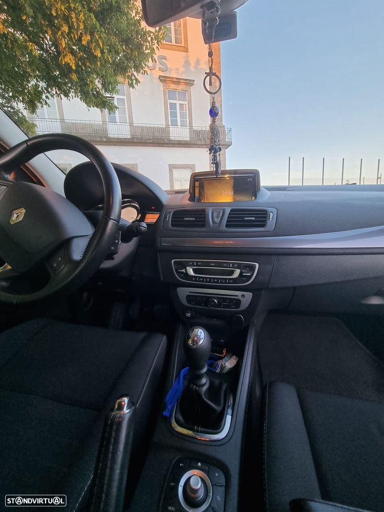 Renault Mégane ENERGY dCi 110 Start & Stop LIMITED - 9