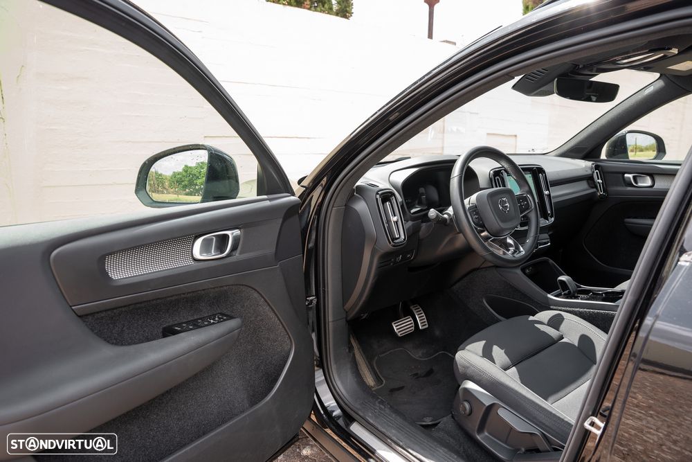 Volvo XC 40 Recharge 69 kWh Single Motor Plus - 24