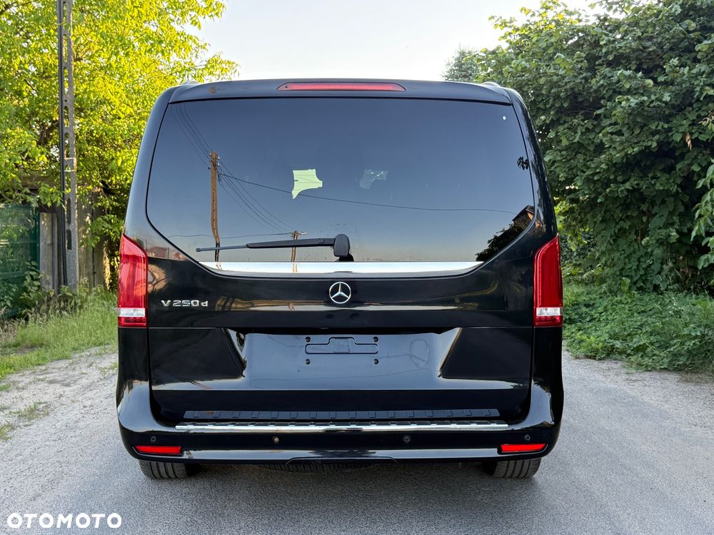 Mercedes-Benz Klasa V 250 d Exclusive 9G-Tronic (d³ugi) - 10