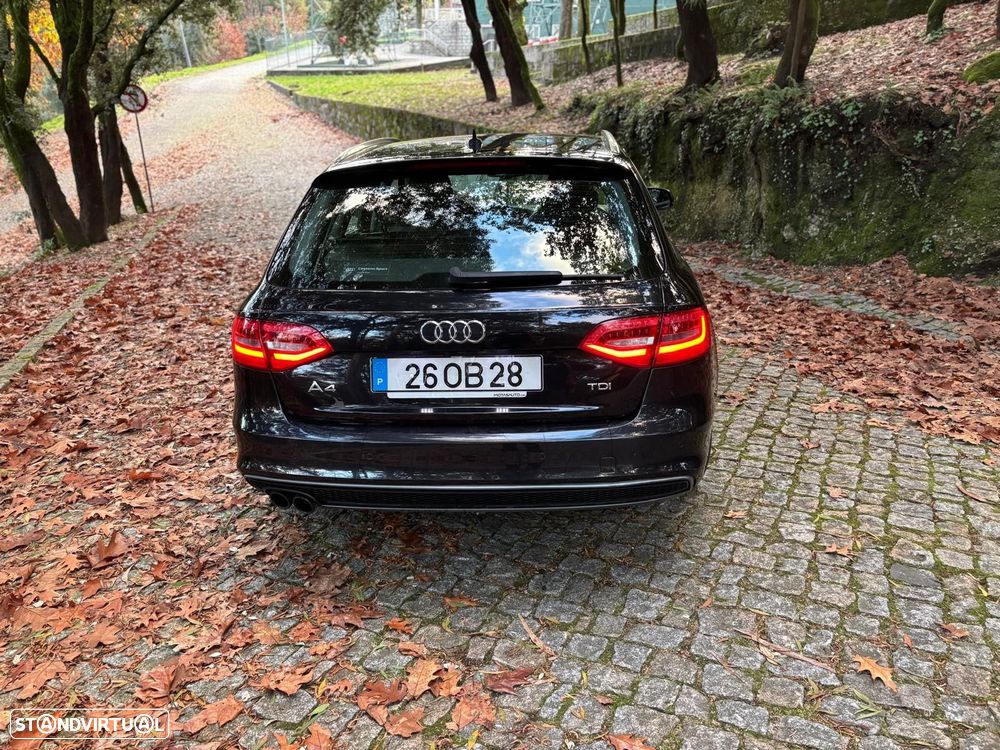 Audi A4 Avant 2.0 TDI S-line - 4