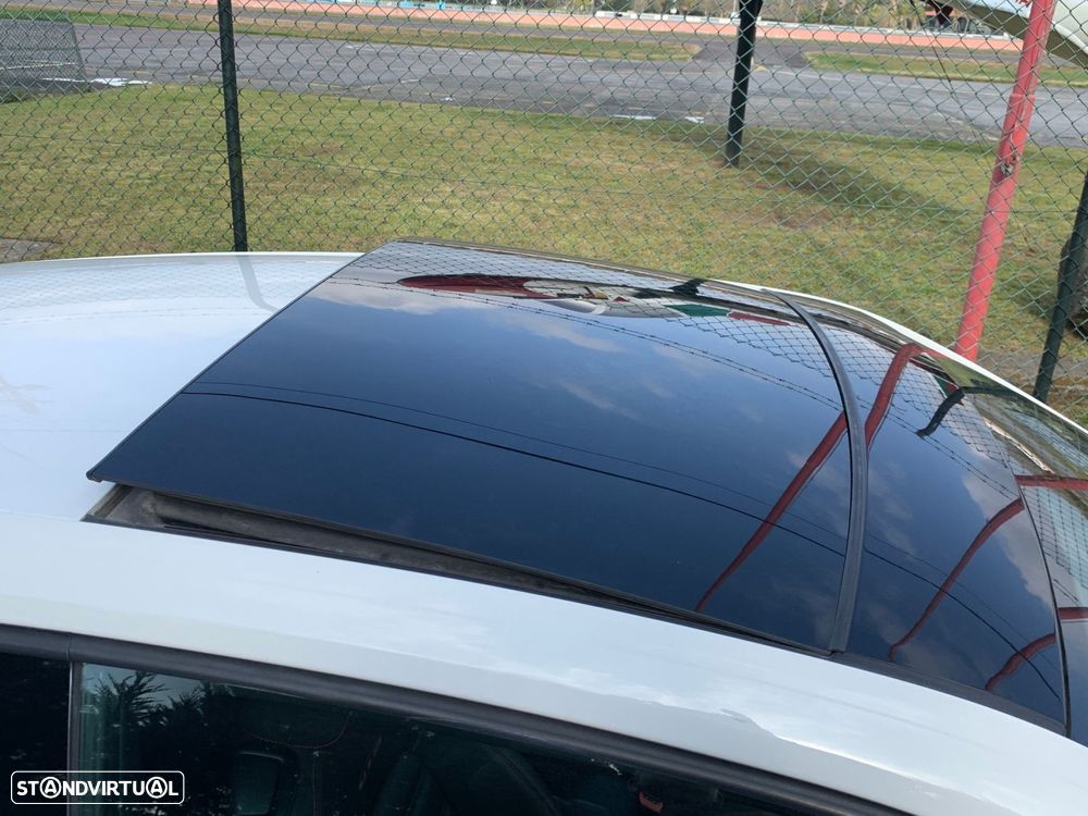 VW Scirocco 2.0 TDI GTD - 9