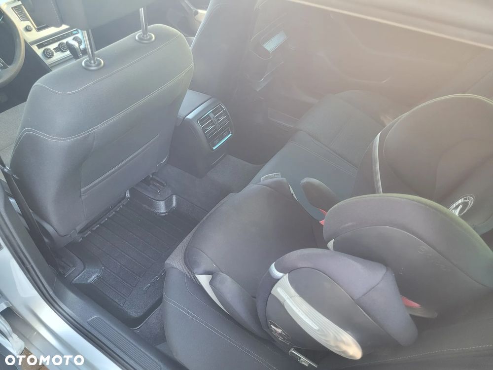 Volkswagen Passat 2.0 TDI BMT Comfortline DSG - 24