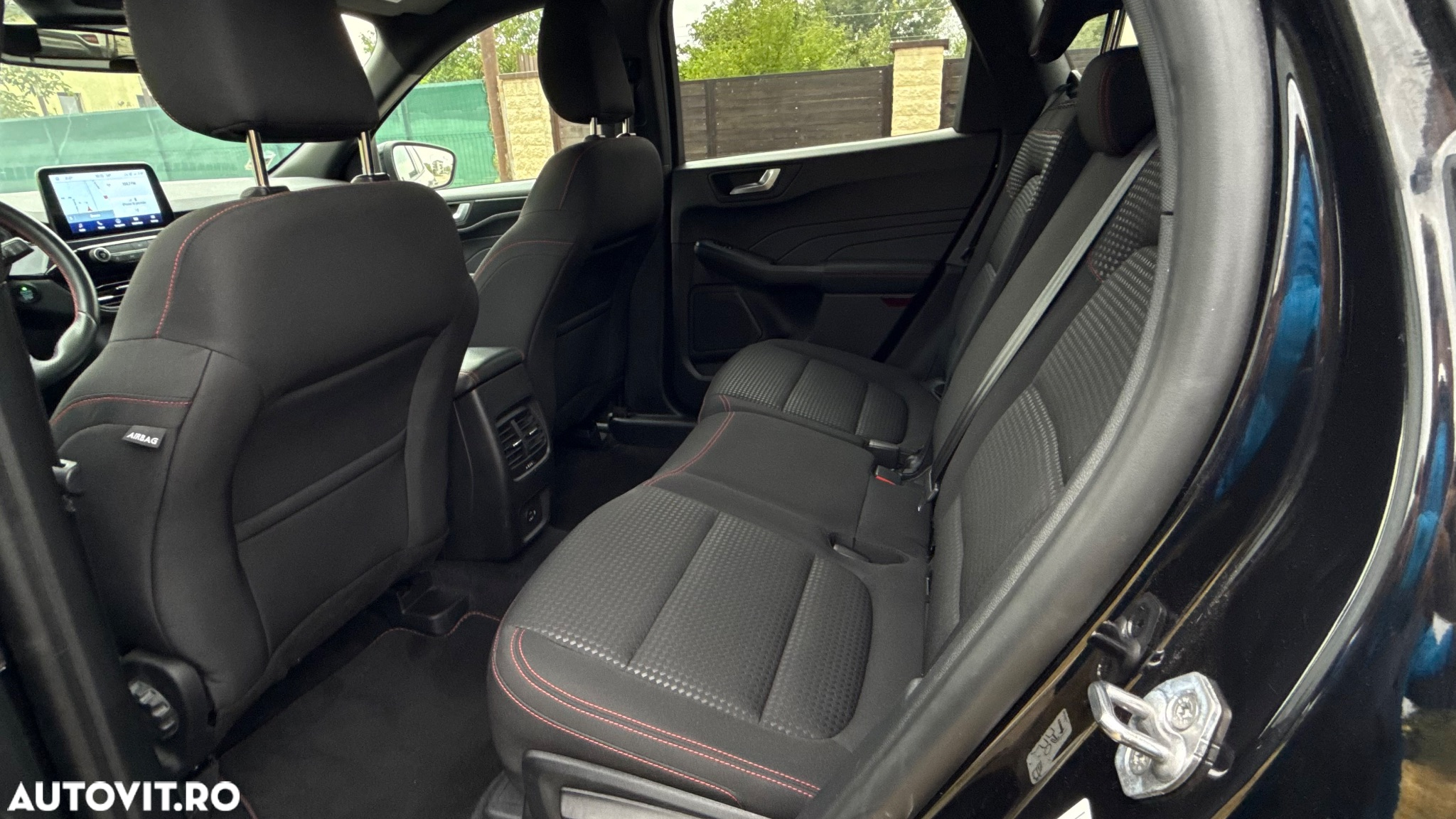 Ford Kuga 2.5 Duratec FHEV ST-LINE - 30