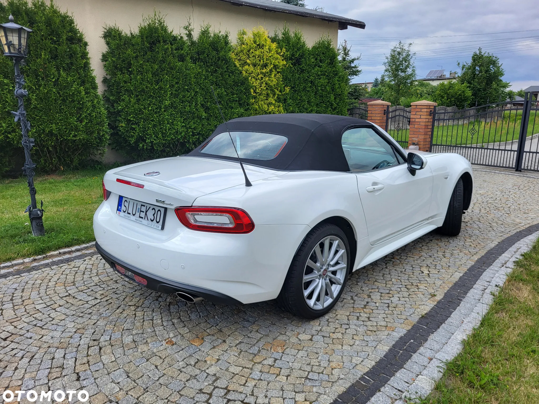Fiat 124 Spider 1.4 MultiAir Turbo Lusso - 2