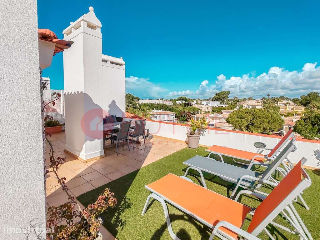 Apartamento T2 com Terraço Privativo e Vista Mar no Vila Sol - Grande imagem: 4/27