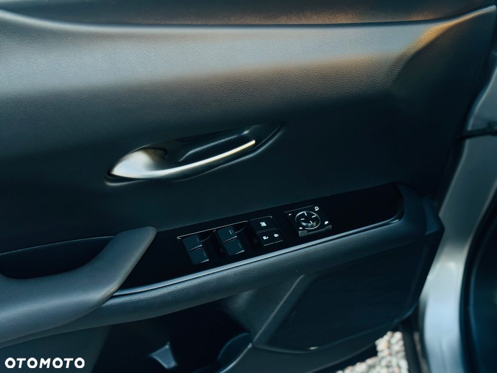 Lexus UX 200 GPF Business 2WD - 28