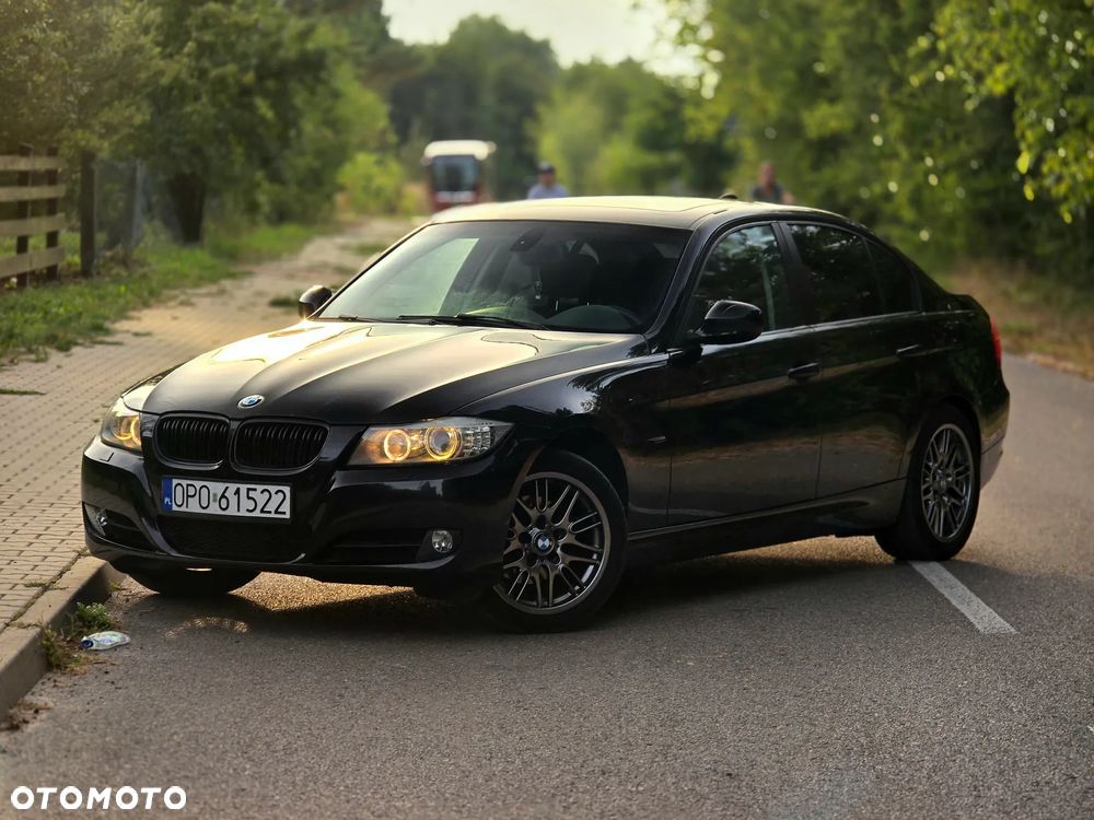 BMW Seria 3 318i - 2