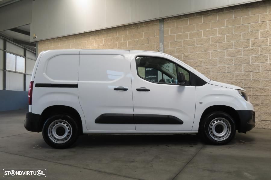 Opel Combo 1.5 CDTi - IVA DEDUTÍVEL - 4