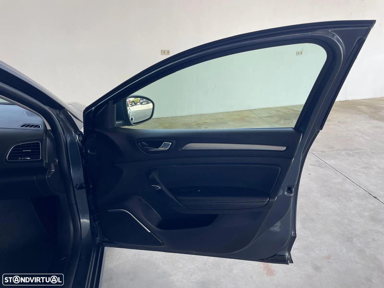 Renault Mégane 1.5 Blue dCi Intens EDC - 36