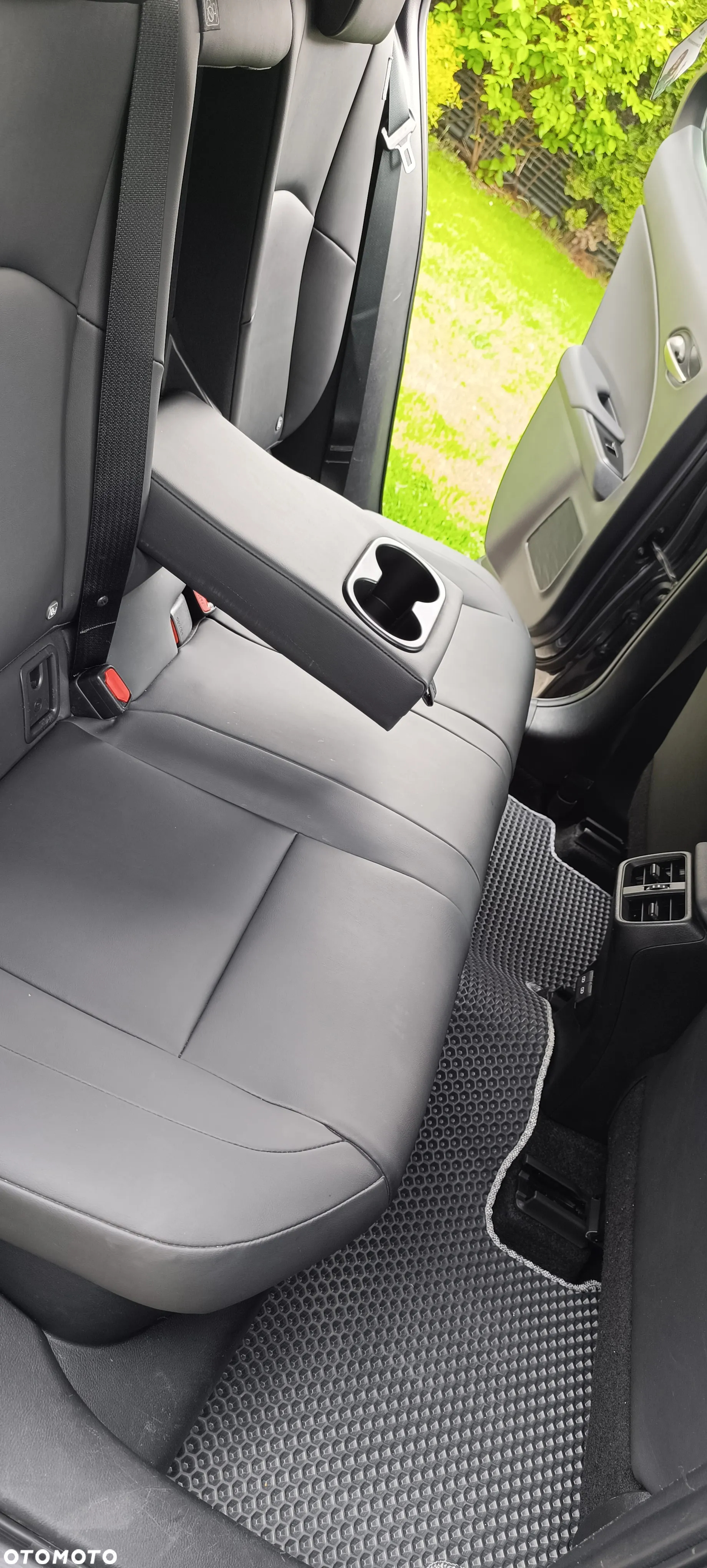 Lexus UX 250h GPF F Impression 2WD - 21