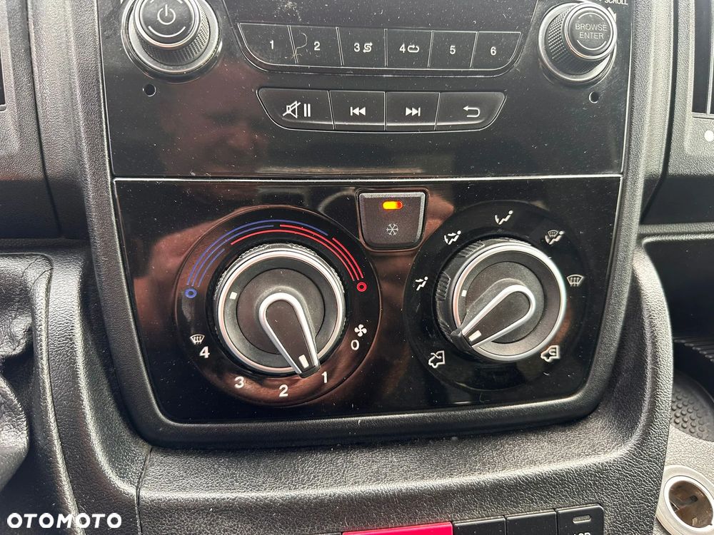 Fiat Ducato Maxi KONTENER+ CHŁODNIA THERMO KING 3.0 Multijet 180kM, manual 2015 rok WEBASTO - 35