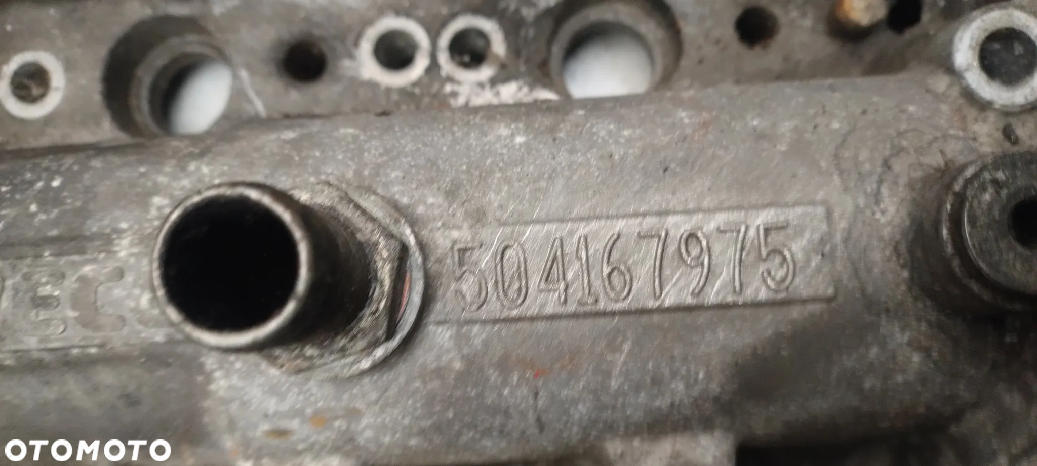 FIAT Ducato 2,3 JTD IVECO pokrywa zaworów wałki 504167975 - 2