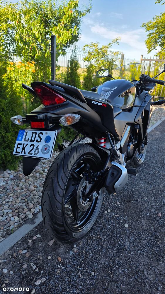 Honda CBR - 12