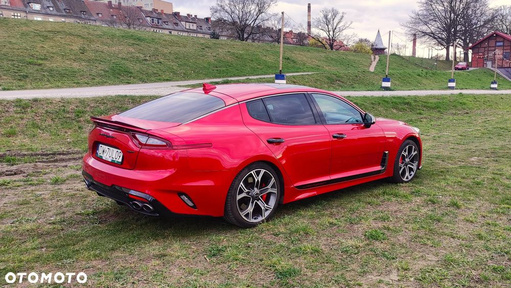 Kia Stinger - 5