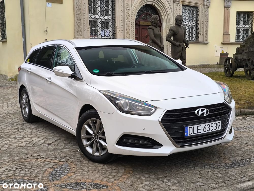 Hyundai i40 Kombi 1.7 CRDi DCT Premium - 7