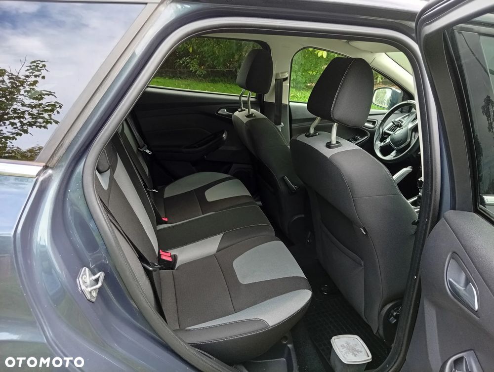 Ford Focus 1.6 TDCi DPF Start-Stopp-System Champions Edition - 12