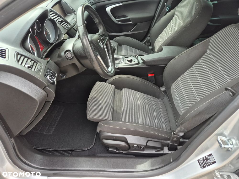 Opel Insignia 2.0 CDTI - 13