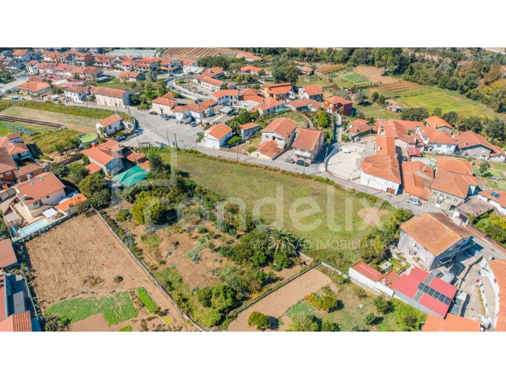 Terreno de 2.645 m² (Topográfico) p/ 8 Moradias - Foz do Sousa, Gon... - Grande imagem: 2/15