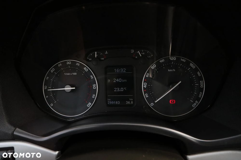 Skoda Octavia 2.0 TDI DPF Elegance - 34