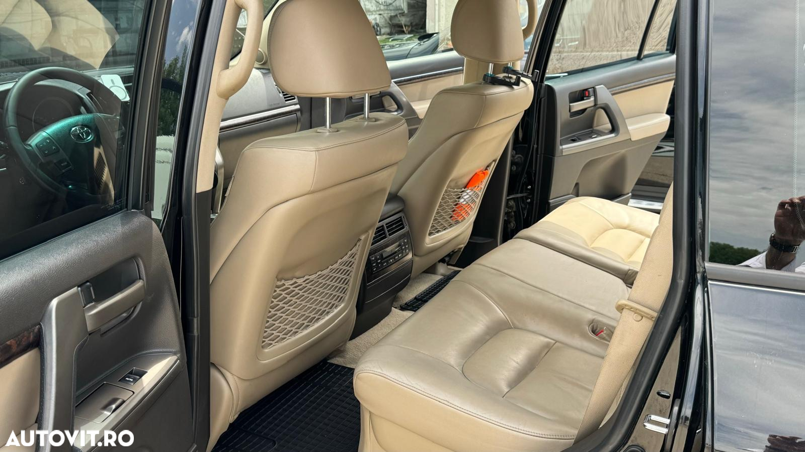 Toyota Land Cruiser V8 4.5 Aut Executive - 7