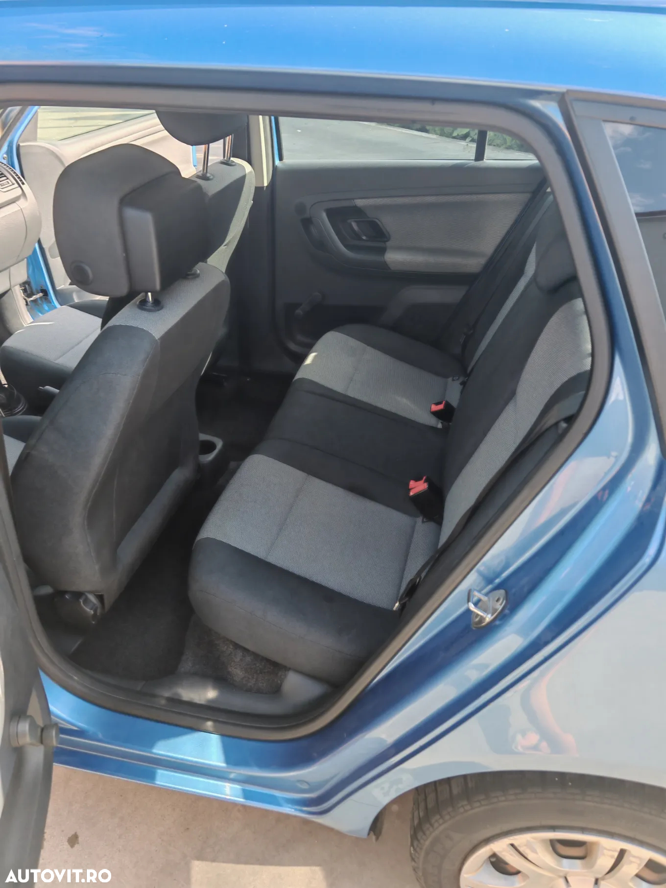Skoda Fabia 1.2 TSI Active - 5