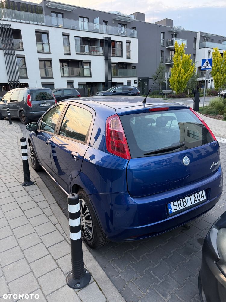 Fiat Punto 1.4 16V Dynamic - 3