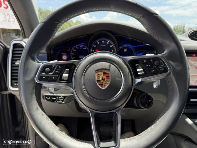 Porsche Cayenne E-Hybrid Tiptronic S - 38