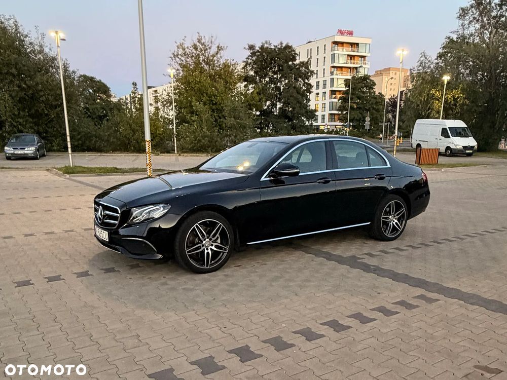 Mercedes-Benz Klasa E 220 d 4-Matic Avantgarde - 3
