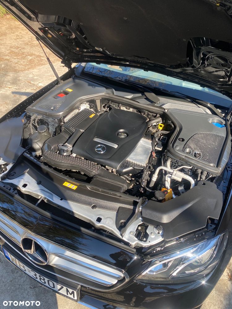 Mercedes-Benz Klasa E 200 4-Matic 9G-TRONIC - 7