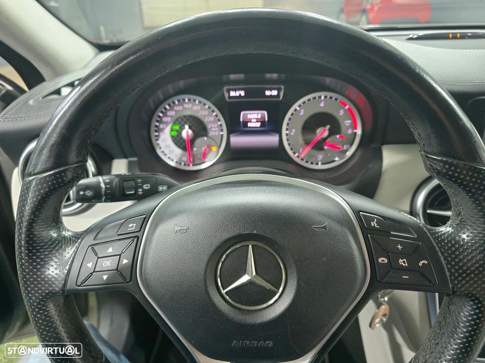 Mercedes-Benz A 180 CDi BE Urban - 14
