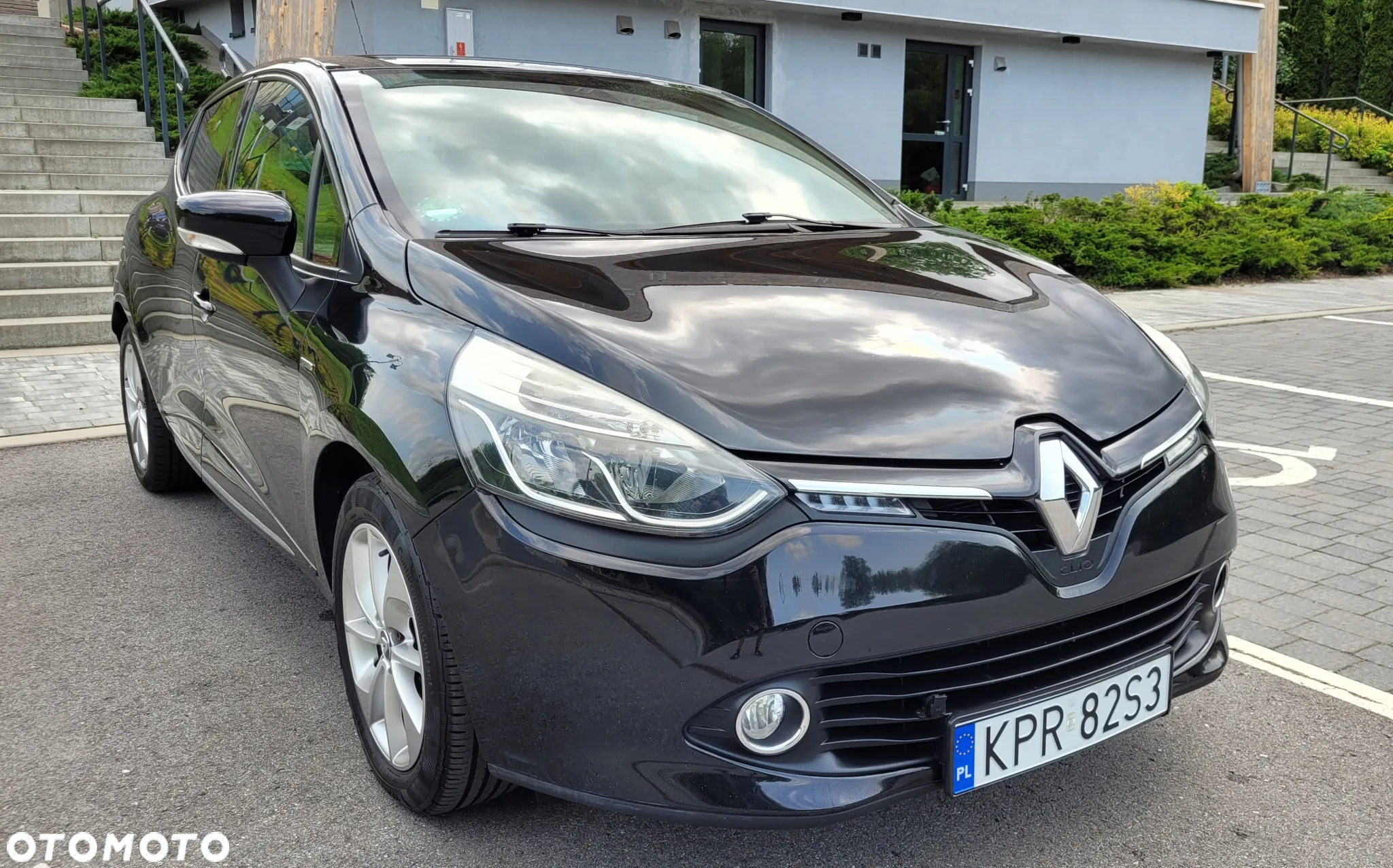 Renault Clio 1.2 16V Life - 11
