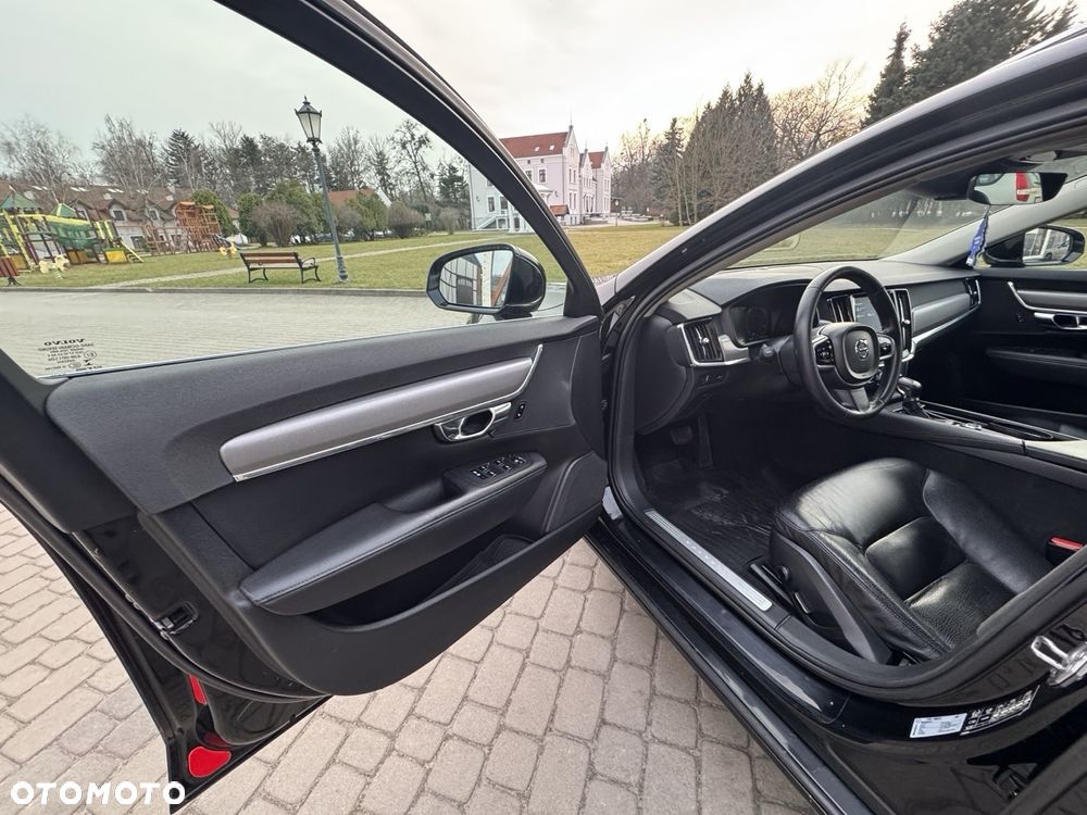 Volvo V90 T5 Momentum - 25
