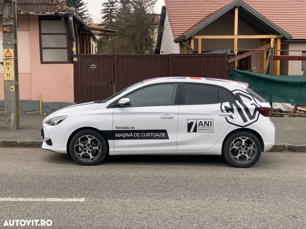 MG MG3 3 Hybrid+ Luxury - 11