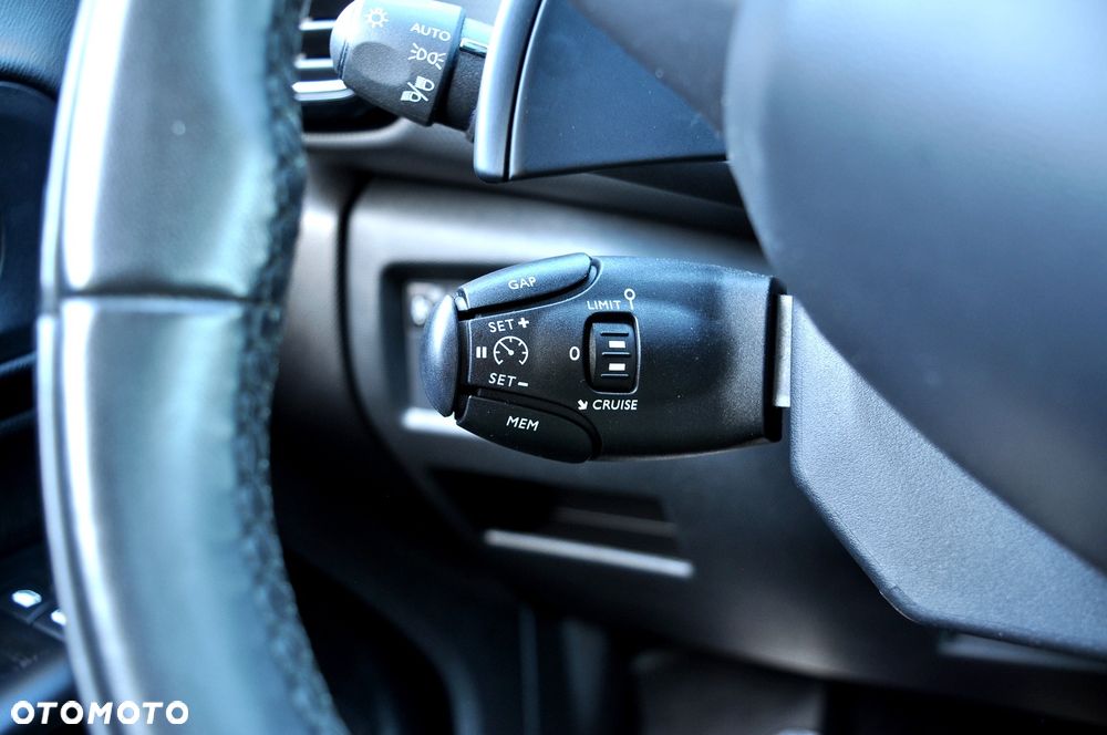 Citroën C5 Aircross 1.6 PHEV 225 Shine Pack EAT8 - 36