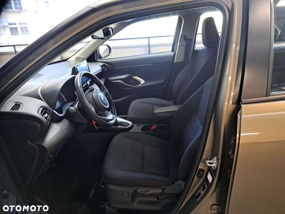 Toyota Yaris Cross Hybrid 1.5 Comfort - 16
