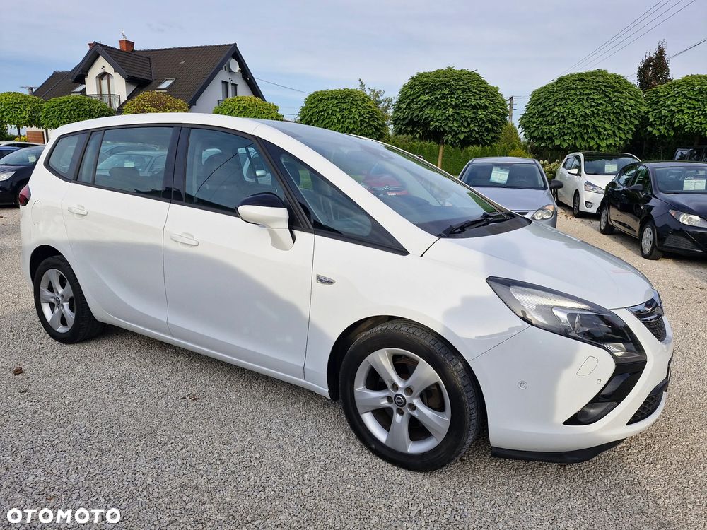 Opel Zafira - 11