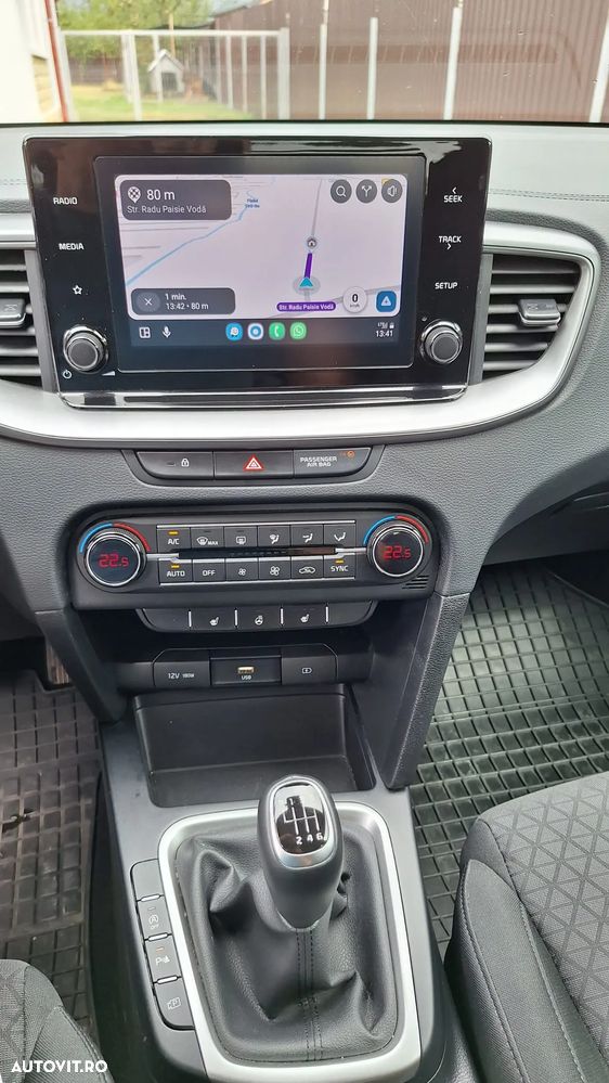 Kia Ceed 1.5 T-GDI 6MT Best - 10