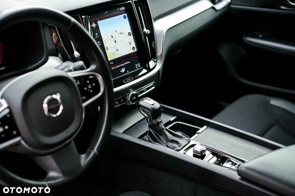 Volvo V60 Cross Country Pro D4 AWD - 26