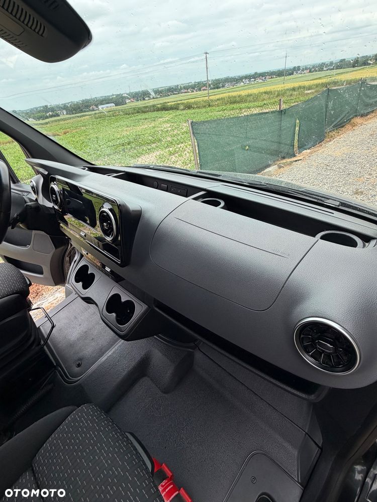 Mercedes-Benz SPRINTER - 5