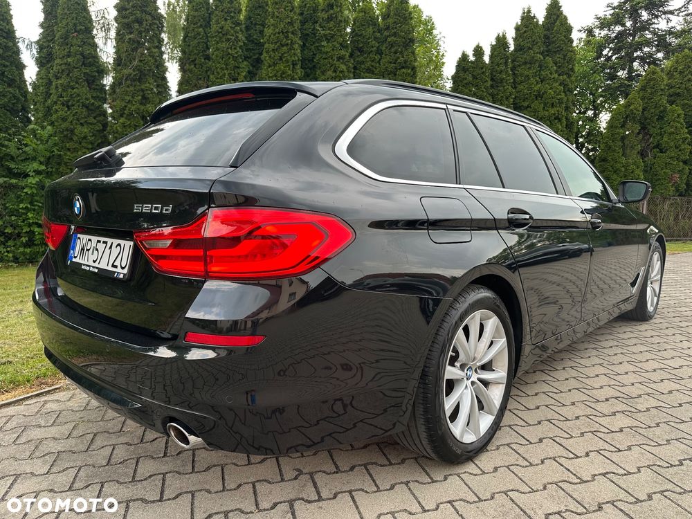 BMW Seria 5 520d Luxury Line sport - 3