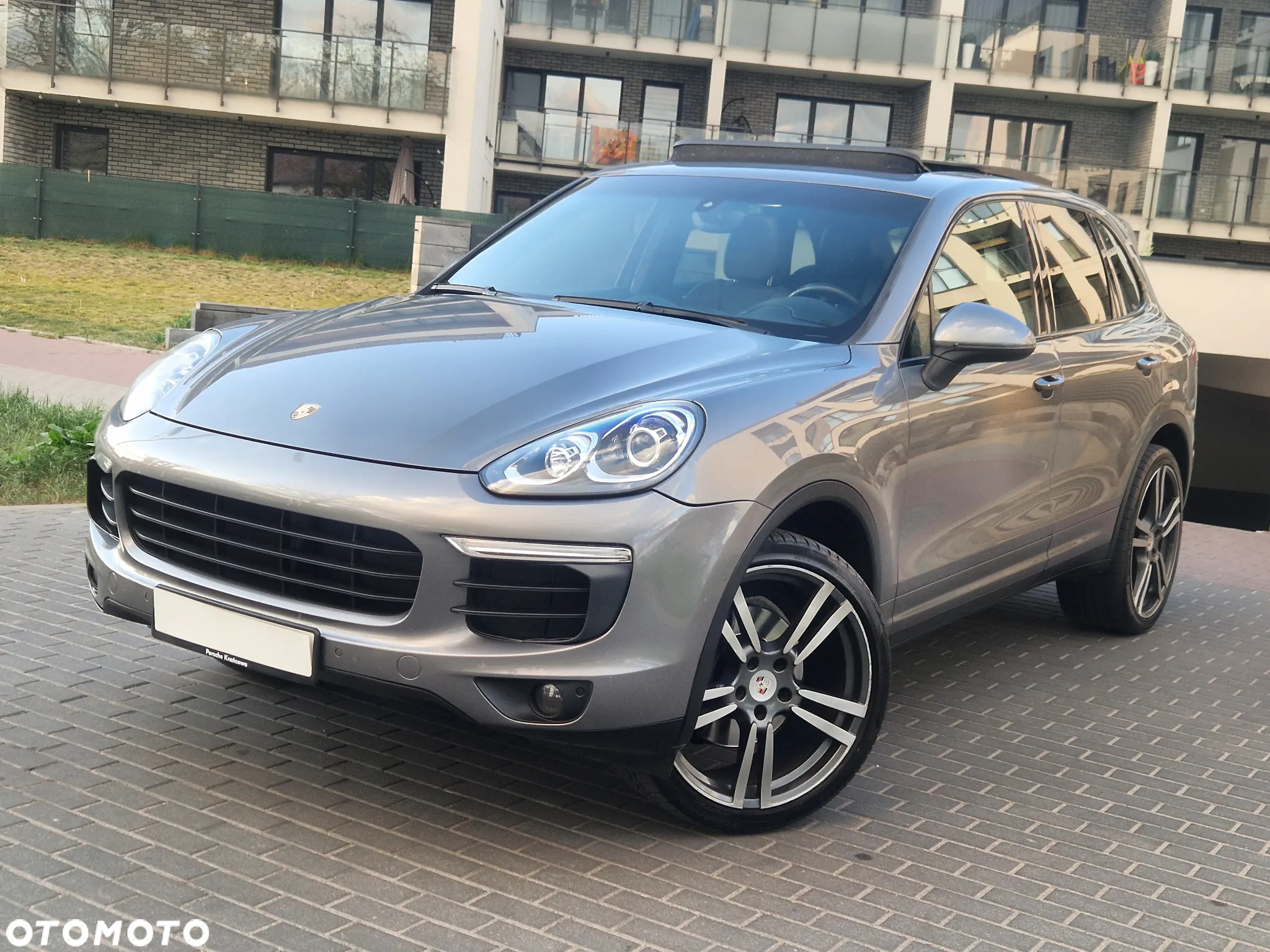 Porsche Cayenne Standard - 3