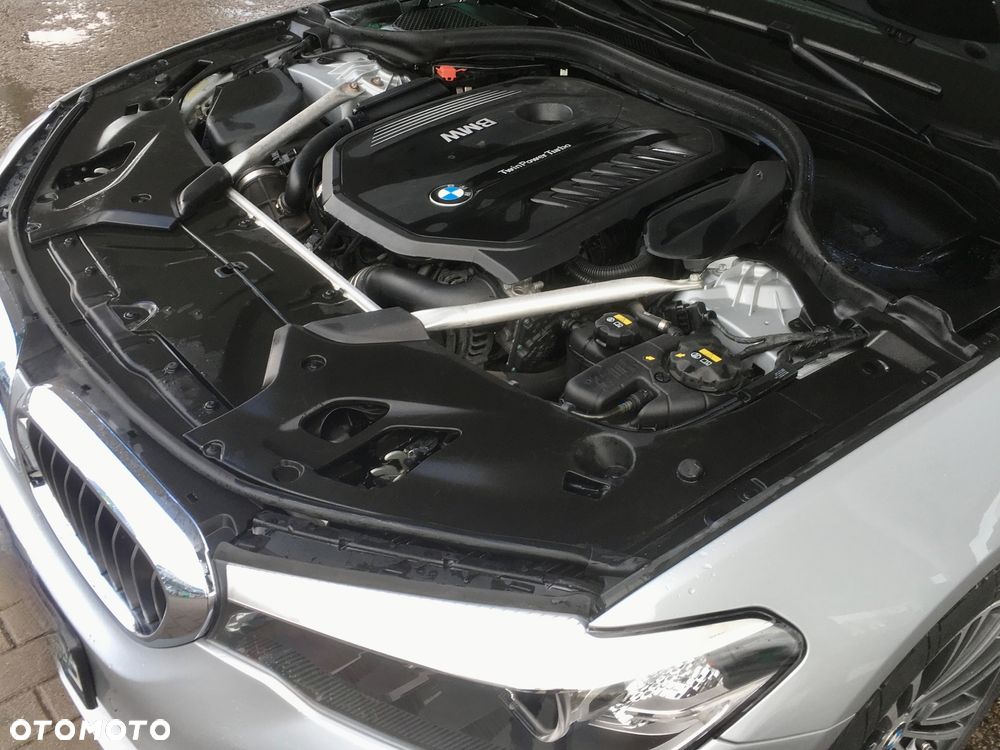 BMW Seria 5 540i GPF xDrive Luxury Line - 39