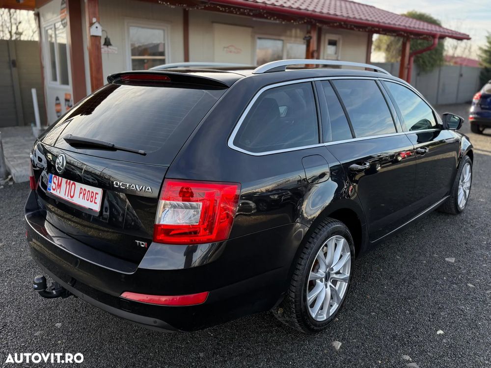 Skoda Octavia Combi 2.0 TDI DSG Premium Edition - 26